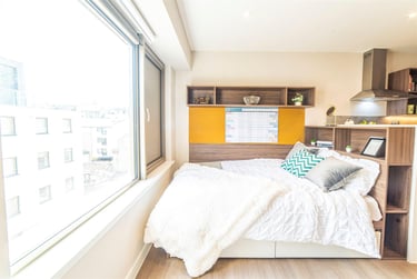 1 bed studio, Calton Road, Abbeyhill, Edinburgh, EH88DP - Image 3